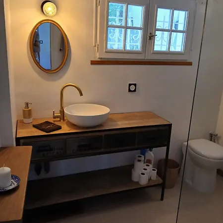 Chez Stephane 图瓦里